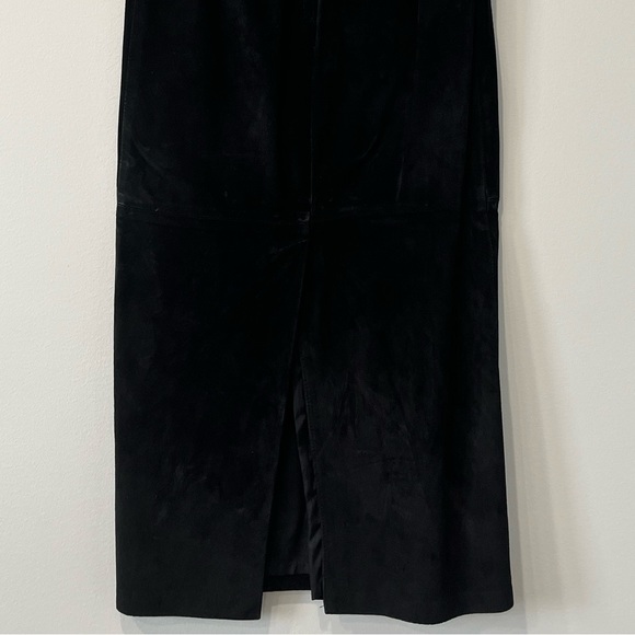 Vintage Black Suede Full Length Skirt by Danier, size 4 - Picture 5 of 10